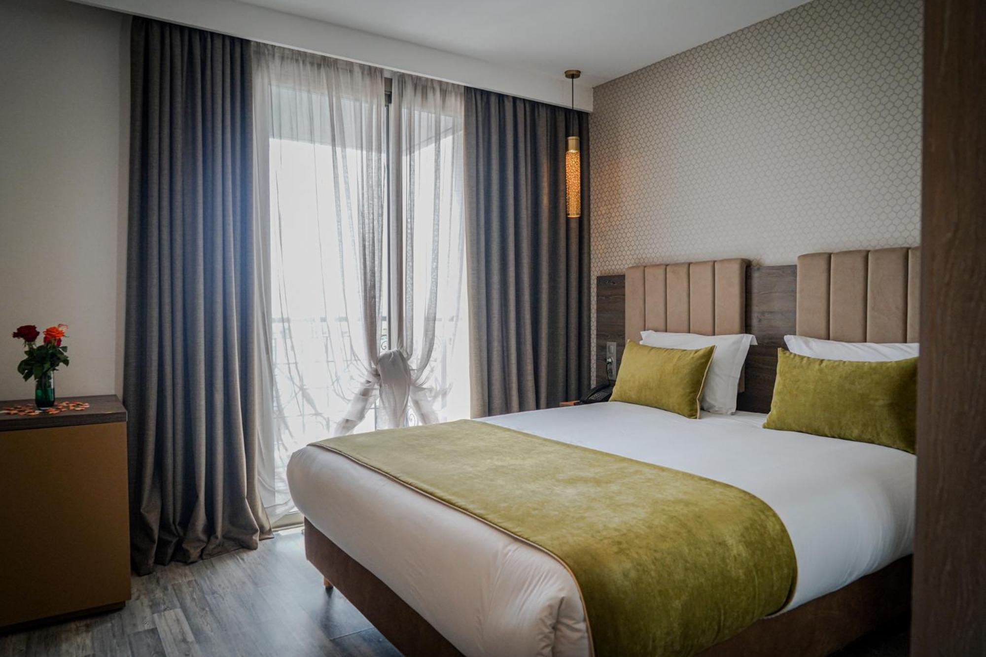 Az Hotel Des Arts Rabat Exterior photo